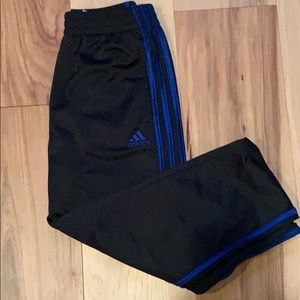 14-16 L Adidas Joggers